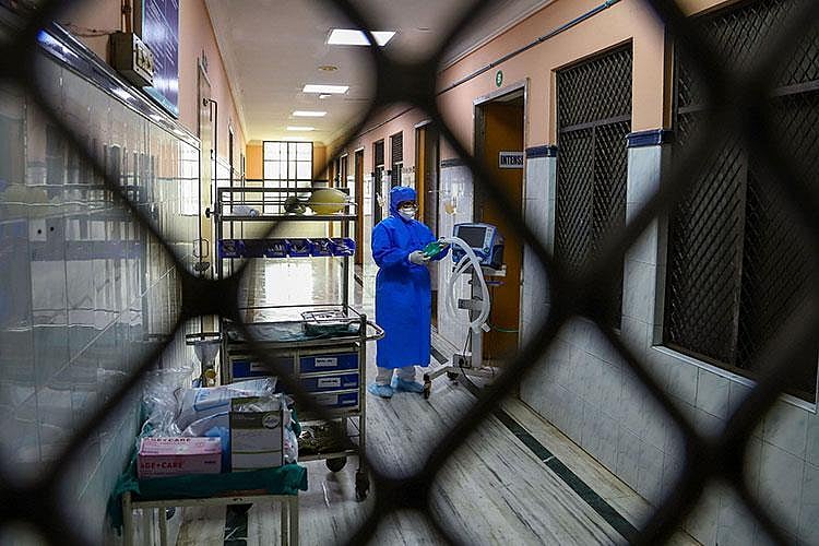 15 Kerala doctors who came in contact with coronavirus positive colleague quarantined