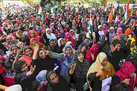 'Will fight any govt that divides us': Women continue Chennai's Shaheen Bagh protest