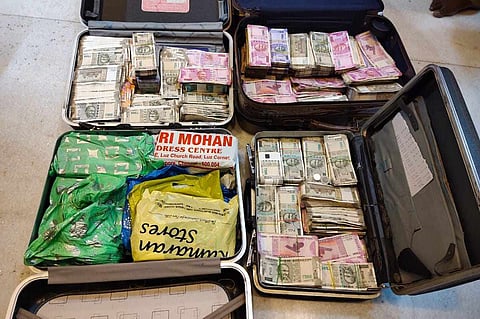 I-T raids 
