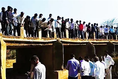 Woman brutally murdered in Telangana, nude body dumped under culvert
