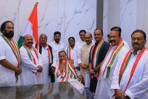 Congress leader D Srinivas at the Gandhi Bhavan with other congress leaders