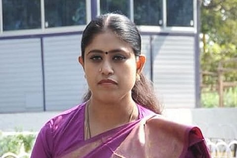  Cong MLA Vijayadharani says TN assembly Speaker’s sexist remarks left her in tears