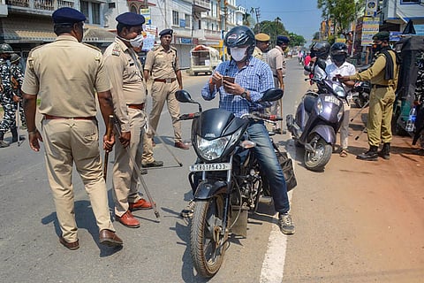 8,795 people booked in Tamil Nadu for violating COVID-19 lockdown 