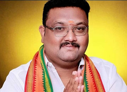 D Karthik