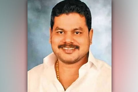 DMK worker Selvam who was murdered in Chennai: An AIADMK leader is among seven persons held for his murder