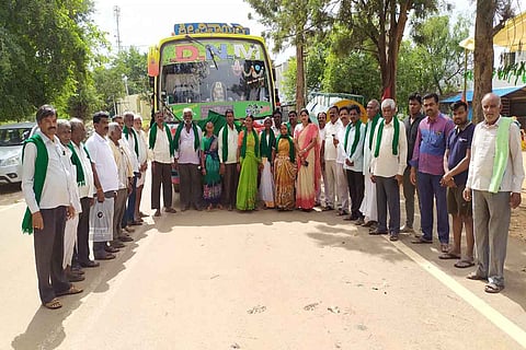 'Will not budge': Devanahalli farmers continue to protest against land acquisition
