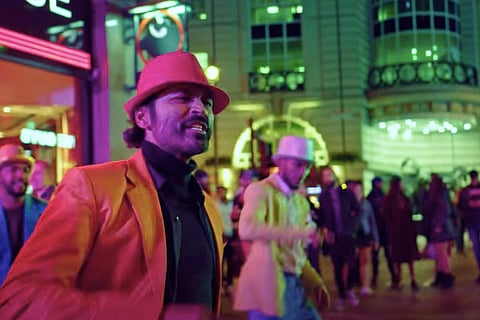Dhanush in Jagame thandhiram song