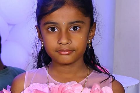 8-year-old Hyderabad girl killed in accident caused by pothole-ridden road 