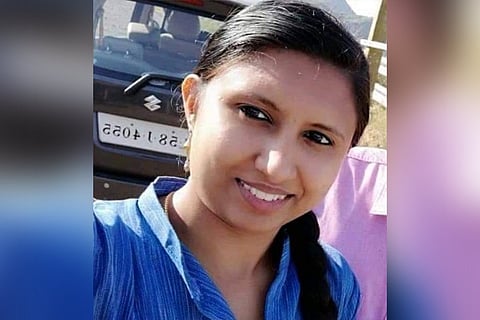 Kerala woman Divya who died while boarding a bus 