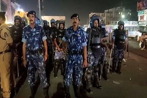 Flash protests in Hyd turn into cat-and-mouse game between cops and protesters