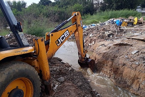 Hyderabad residents file police complaint against construction company for flooding UoH road