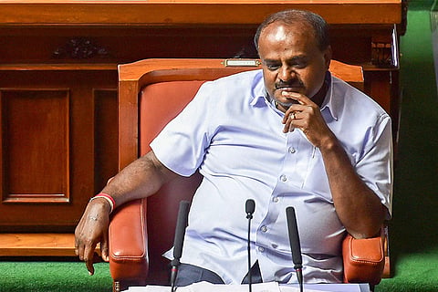After BJP sweeps K'taka, HD Kumaraswamy calls for informal meeting of ministers on Friday