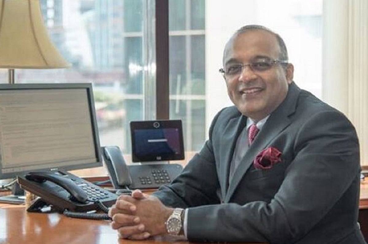 HDFC Bank Submits Candidate Names to RBI for CEO Succession Plan