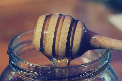 Honey jar