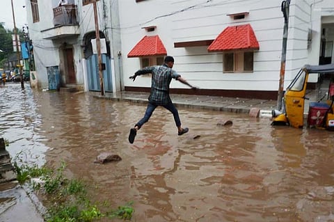 16 districts of Telangana to receive heavy rain over next few days, says Met Dept