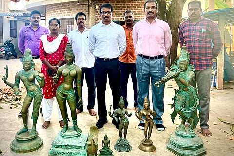 Officers of the Tamil Nadu Idol Wing