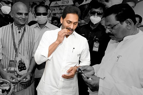Jagan Mohan Reddy eating Chikki