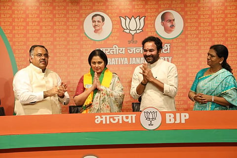 Veteran Telugu actor Jayasudha joins BJP 