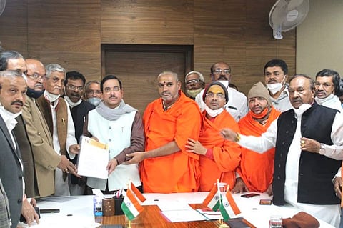 Kuruba delegation