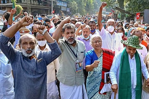 Medha Patkar joins a protest rally against SilverLine project 