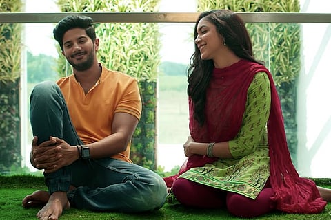 ‘Kannum Kannum Kollaiyadithaal’ review: Dulquer-Ritu film is a fun crime comedy