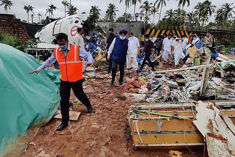 Minister Hardeep S Puri at air crash site