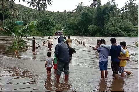 Rains wreak havoc in Kerala: Death toll rises, over 22000 people in camps