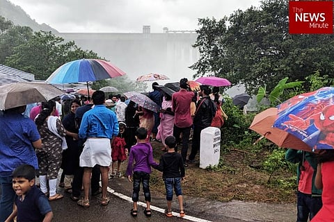Red alert in place, but tourists make a beeline for Cheruthoni river and dam