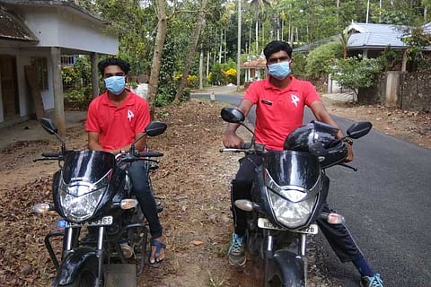 Kerala govt to form volunteer army of 2 lakh youngsters for the COVID-19 fight
