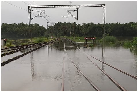 Trains to and from Kerala cancelled in large numbers, movement of people badly hit