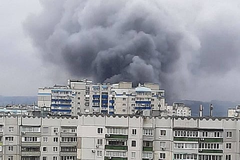 Smoke over Saltovka area in Kharkiv: Few hundred Indians estimated to be in Kharkiv, embassy asks them to fill online form 