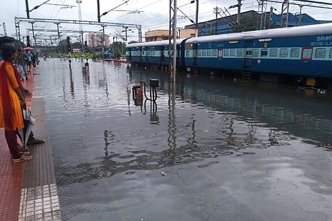 Heavy rains leave parts of Kochi inundated, normal life disrupted