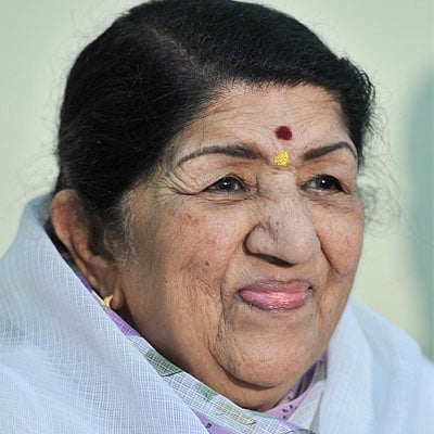 Lata Mangeshkar praises Modi's 'Beti Bachao...' campaign