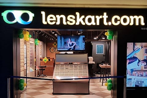 Lenskart in talks with SoftBank to raise $350 million, likely to turn unicorn