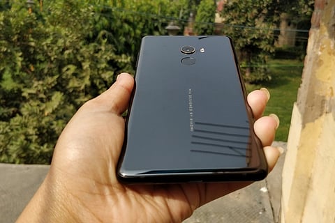Mi Mix 2: Good design language but an underperforming camera 
