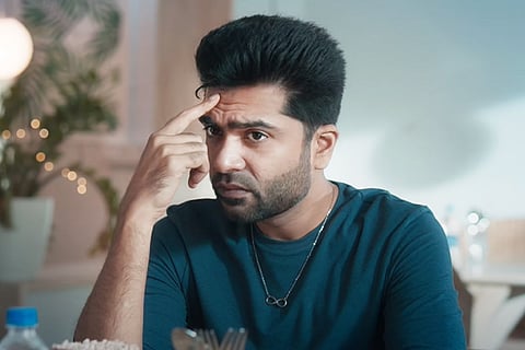 A still of Simbu from Maanaadu