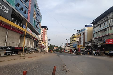 Mangaluru under curfew: All shops shut, only hospitals in the city are open