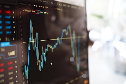 Disappointed over low rate cut, Sensex crashes over 500 points 