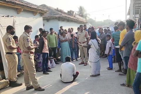Police at the scene of attack after rescuing the victims 