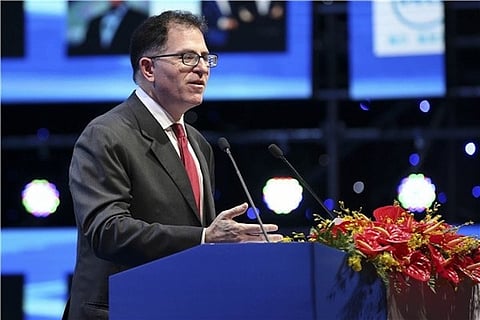 Michael Dell making an address