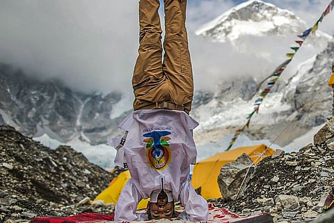 Mt Everest rep pic
