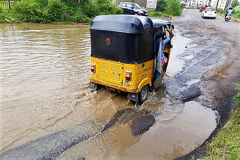 Rains crumble Hyderabad roads, municipal body identifies 4,000 potholes 