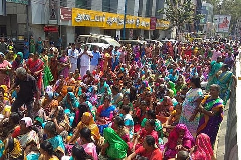 TN midday meal workers go on indefinite strike demanding an increase in pay