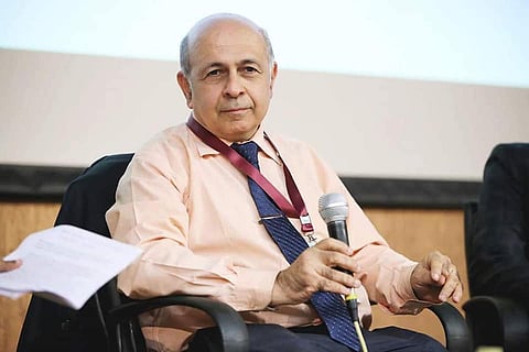 Novy Kapadia holding mike