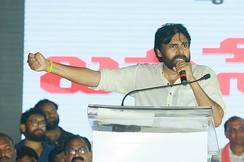 'Compensate workers in 2 weeks': Pawan Kalyan holds rally in Vizag over sand shortage