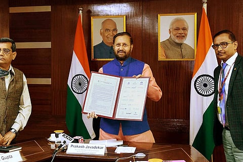 Major Indian private cos sign declaration to help govt tackle climate change