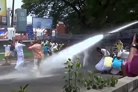 Police Dispersing Water Cannon to Protesters who protested demanding Minister AK Saseendran's resignation 