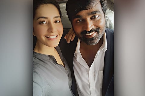Actor Raashi Khanna and Vijay Sethupathi