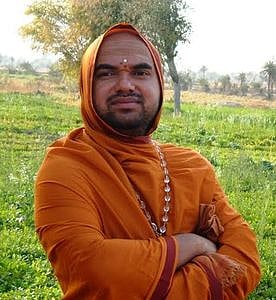 CID allegedly under political pressure not to file chargesheet against Raghaveshwara Bharati in rape case