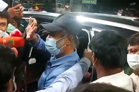 Rajinikanth is seen in a blue shirt and blue cap in viral image from airport
